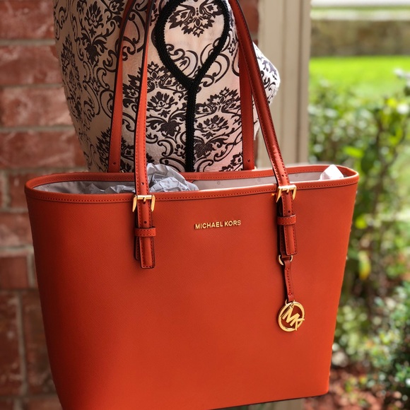 michael kors 35h7gtvt2l